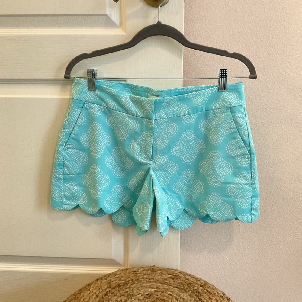 Crown & Ivy, Size 4, Summer Blue with white boho pattern, scalloped trim, EUC